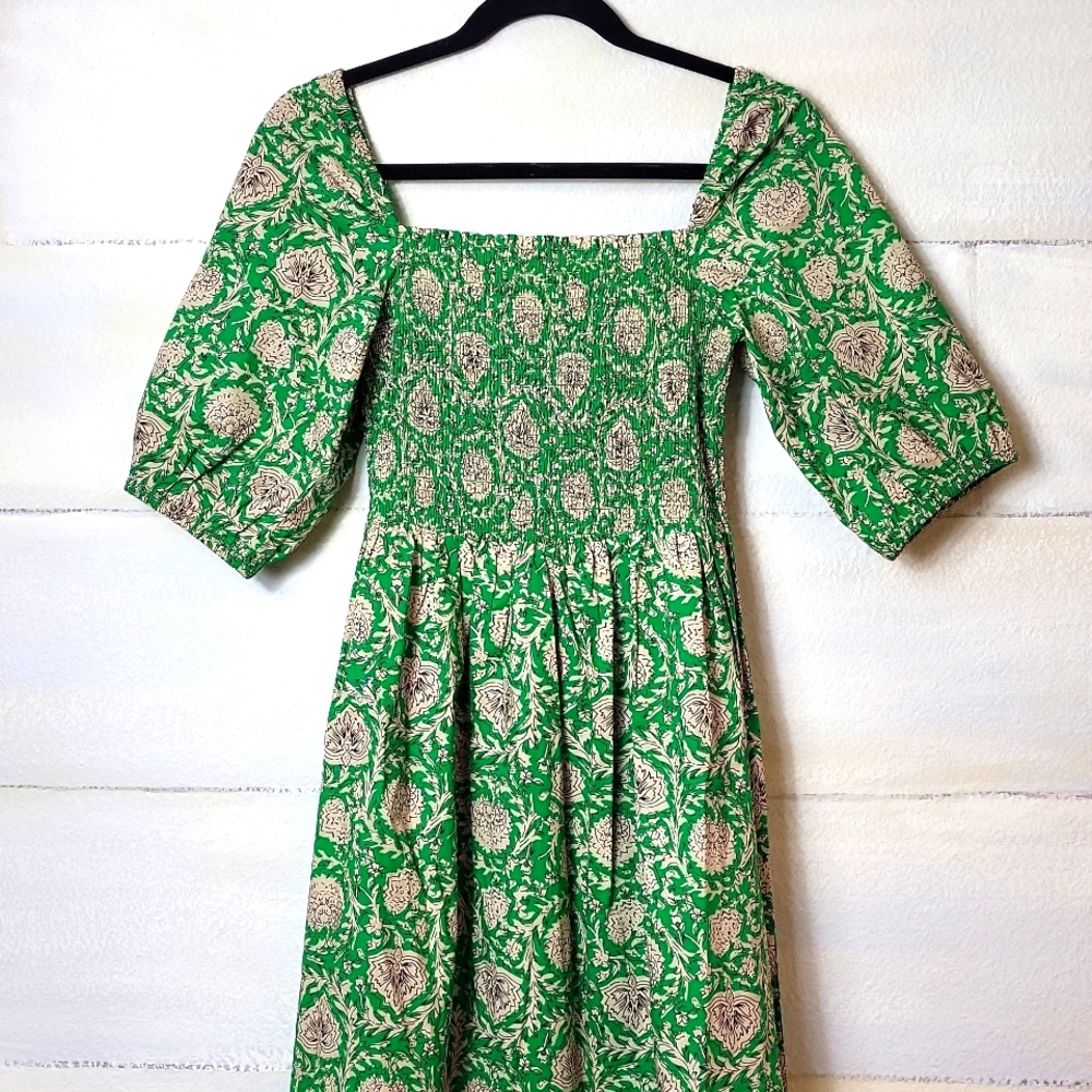 House of Harlow 1960 Green Floral Smocked Square-Neck Midi Dress